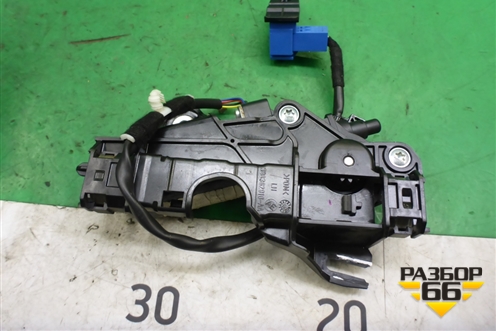 Моторчик регулировки ремня безопасности (левый) (A2058600182) для Mercedes Benz C-Klass W205 с 2014г (Ц)