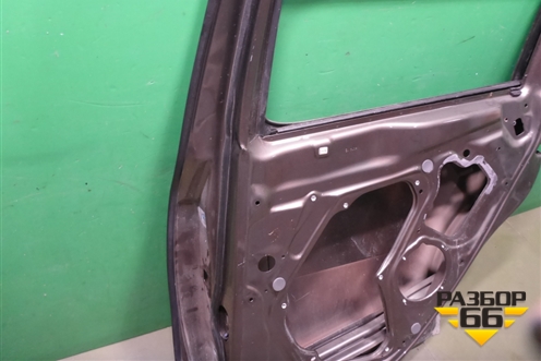 Дверь задняя правая для Skoda Yeti с 2009г (Етти)
