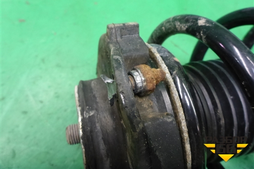 Амортизатор передний левый (1K0413031BL) для Skoda Yeti с 2009г (Етти)