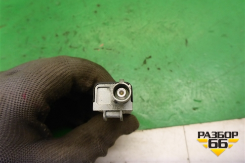 Антенна электрическая (5L6035577A) для Skoda Yeti с 2009г (Етти)