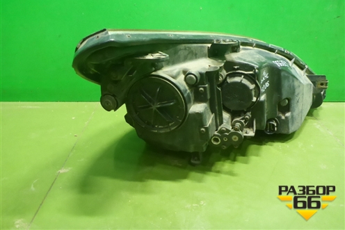 Фара левая (ксенон с блоком и лампой адаптивная) (921013N030) для Hyundai Equus с 2010г (Экус)