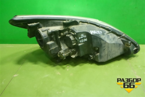 Фара левая (ксенон с блоком и лампой адаптивная) (921013N030) для Hyundai Equus с 2010г (Экус)