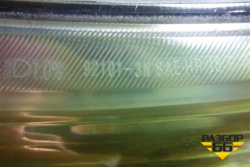 Фара левая (ксенон с блоком и лампой адаптивная) (921013N030) для Hyundai Equus с 2010г (Экус)