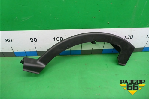 Накладка внутренняя на петлю крышки багажника правая) (A2058212889) для Mercedes Benz C-Klass W205 с 2014г (Ц)