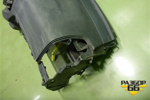 Торпедо с AIR BAG для Mitsubishi Pajero/Montero с 2007г (Паджеро 4/Монтеро)