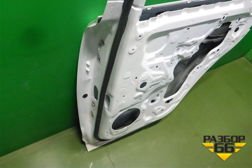 Дверь задняя правая (6700360920) для Toyota Land Cruiser (300) с 2021г (Ленд Крузер)