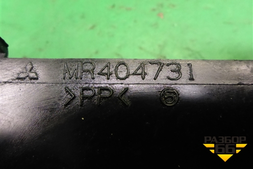 Воздухозаборник воздушного фильтра (MR404731) для Mitsubishi Pajero/Montero с 2007г (Паджеро 4/Монтеро)