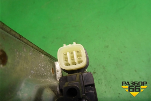 Стеклоподъёмник электрический передний левый для Mitsubishi Pajero/Montero с 2007г (Паджеро 4/Монтеро)