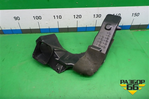 Воздуховод отопителя (MR360771) для Mitsubishi Pajero/Montero с 2007г (Паджеро 4/Монтеро)