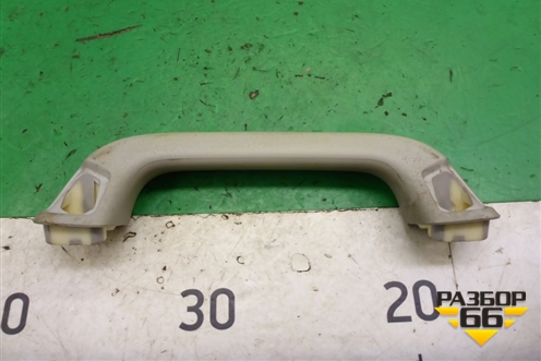 Ручка внутренняя потолочная (на переднюю стойку) для Mitsubishi Pajero/Montero с 2007г (Паджеро 4/Монтеро)