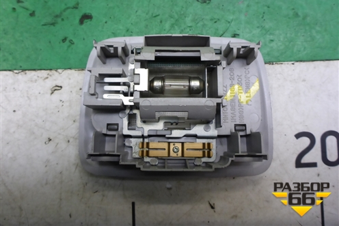 Плафон салонный задний (MN108119) для Mitsubishi Pajero/Montero с 2007г (Паджеро 4/Монтеро)