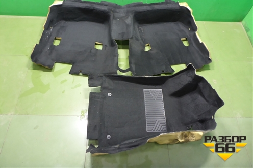 Покрытие напольное (A2056801806) для Mercedes Benz C-Klass W205 с 2014г (Ц)