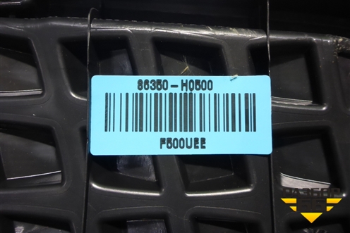 Решетка радиатора (до 2020г X-Line новая) (86350H0500) для Kia Rio с 2017г (Рио 4)