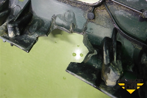 Кронштейн заднего бампера правый (511213960514) для BMW X3 G01 с 2017г (Х3 Г01)