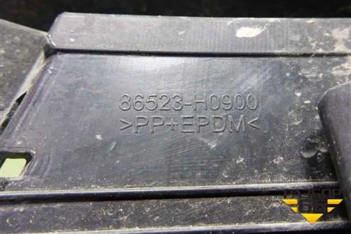 Накладка ПТФ левая (после 2020г X-Line) (86523H0900) для Kia Rio с 2017г (Рио 4)