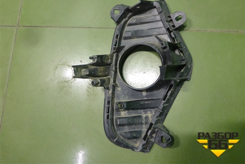 Накладка ПТФ левая (5212842190) для Toyota Rav-4 с 2018г (Рав 4)