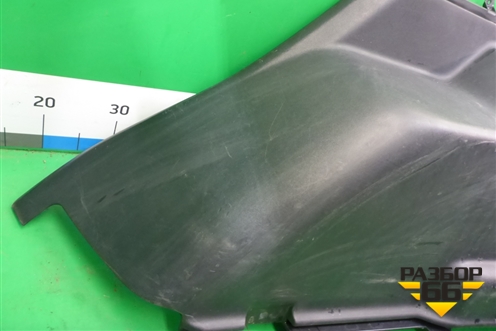 Обшивка багажника правая (нижняя 5ти дверный кузов) (MR391266) для Mitsubishi Pajero/Montero с 2007г (Паджеро 4/Монтеро)