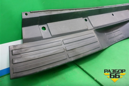 Накладка заднего бампера (верхняя) (6410A186) для Mitsubishi Pajero/Montero с 2007г (Паджеро 4/Монтеро)