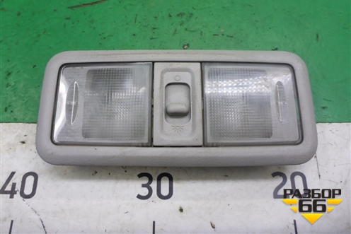 Плафон салонный передний для Mitsubishi Pajero/Montero с 2007г (Паджеро 4/Монтеро)