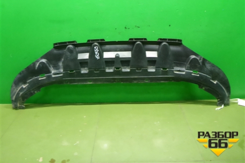 Пыльник переднего бампера центральный (4M0807611A) для Audi Q7 c 2015г (Ку 7)