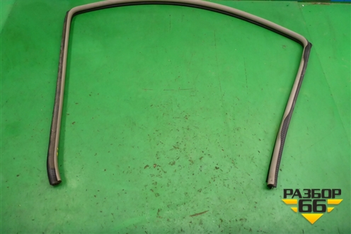 Уплотнитель двери задней левой (на кузов) для Mitsubishi Pajero/Montero с 2007г (Паджеро 4/Монтеро)