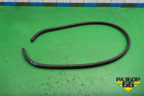 Уплотнитель капота (на решетку стеклоочистителей) для Subaru Legacy Outback (B14) с 2009-2014г (Легаси Аутбек)