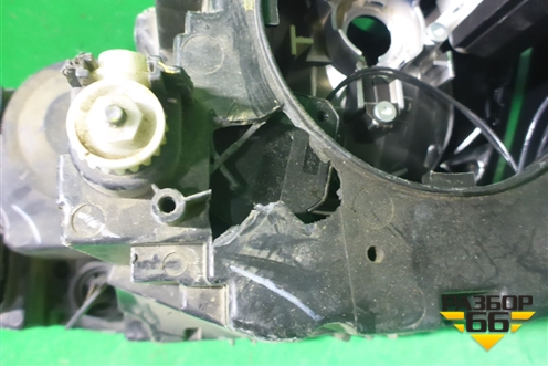 Фара правая (галоген) (5C7941006Н) для Volkswagen Jetta с 2010-2019г (Джетта)