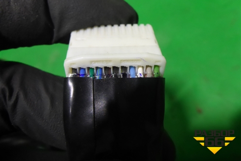 Зеркало левое электрическое (22 контакта с камерой и подсветкой) для Lexus LX-570 с 2015г (ЛХ)