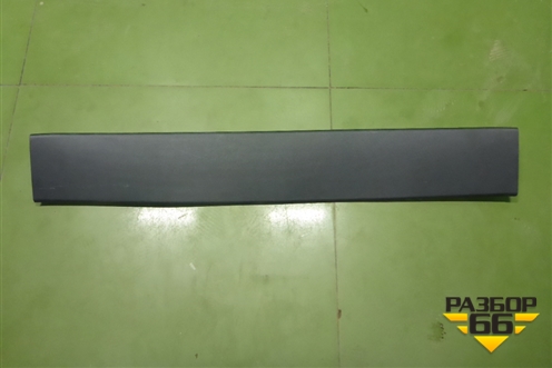 Обшивка двери багажника (верхняя хетчбэк) (95231504) для Chevrolet Cruze c 2009-2015г (Круз)