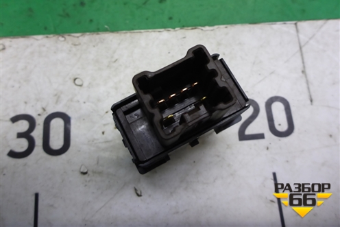 Кнопка обогрева сидений для Subaru Legacy Outback (B14) с 2009-2014г (Легаси Аутбек)