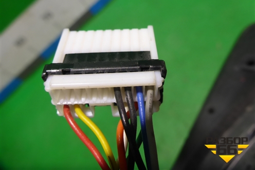 Зеркало левое электрическое (9 контактов) (876102P350) для Kia Sorento II с 2009-2021г (Соренто 2)