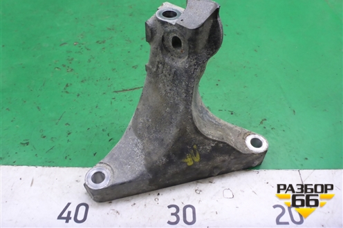 Кронштейн двигателя правый для Subaru Legacy Outback (B14) с 2009-2014г (Легаси Аутбек)