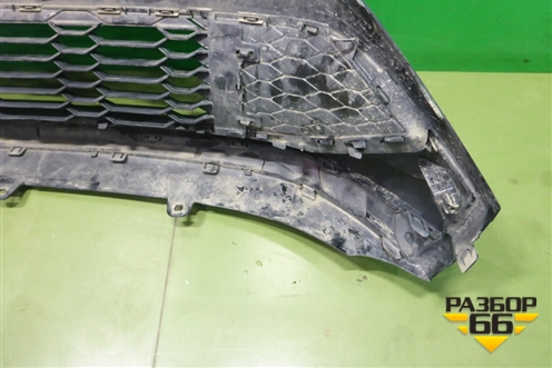 Решетка в передний бампер центральная (после 2019г под парктроник) (53102YP030) для Toyota C-HR с 2016г (Цашр)