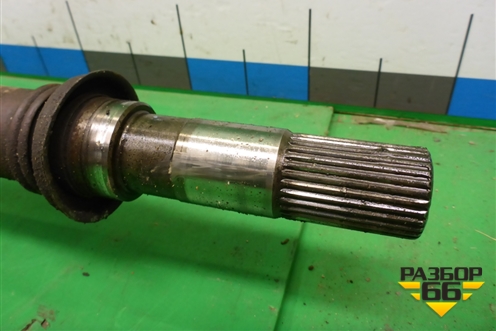 Привод передний правый (МКПП шлиц внутр-30 наруж-28) для Mazda Mazda 3 (BK) с 2003-2009г 