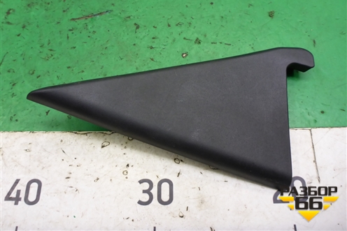 Накладка двери задней правой (уголок) (BP4K6851X) для Mazda Mazda 3 (BK) с 2003-2009г 