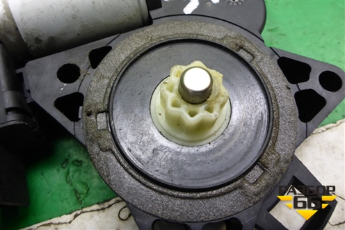 Моторчик стеклоподъёмника задний левый (G22C5858X) для Mazda Mazda 3 (BK) с 2003-2009г 