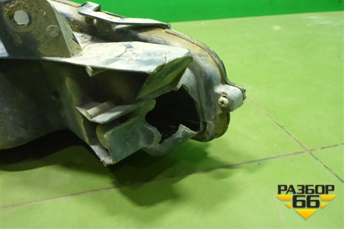 Фара противотуманная правая (2 линзы) (8136060070) для Lexus LX-570 с 2015г (ЛХ)