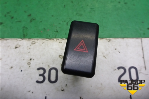 Кнопка аварийной сигнализации (BP4K664H0) для Mazda Mazda 3 (BK) с 2003-2009г 