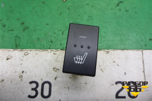 Кнопка обогрева сидений (BP4K66420) для Mazda Mazda 3 (BK) с 2003-2009г 