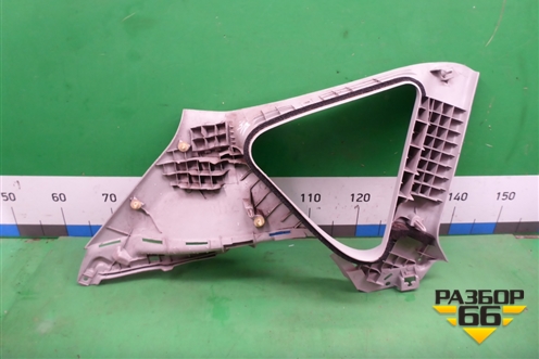 Обшивка стойки задняя верхняя правая (хетчбэк) (BP4K68251) для Mazda Mazda 3 (BK) с 2003-2009г 