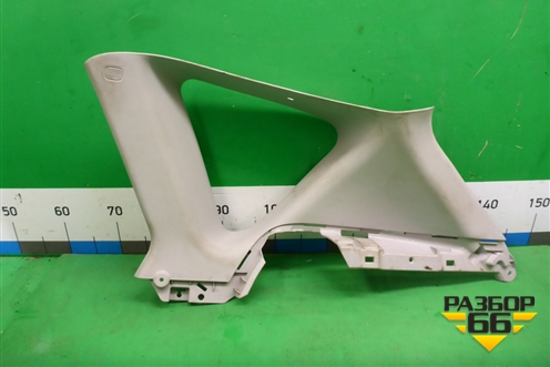 Обшивка стойки задняя верхняя правая (хетчбэк) (BP4K68251) для Mazda Mazda 3 (BK) с 2003-2009г 