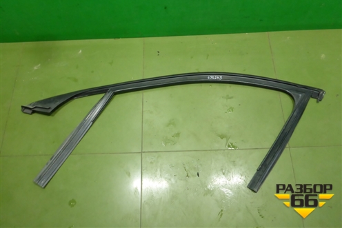 Уплотнитель стекла двери передней правой для Mercedes Benz E-Klass W213 с 2016г (Е)