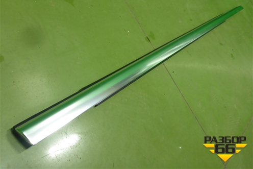 Уплотнитель стекла двери передней правой (A2137200224) для Mercedes Benz E-Klass W213 с 2016г (Е)