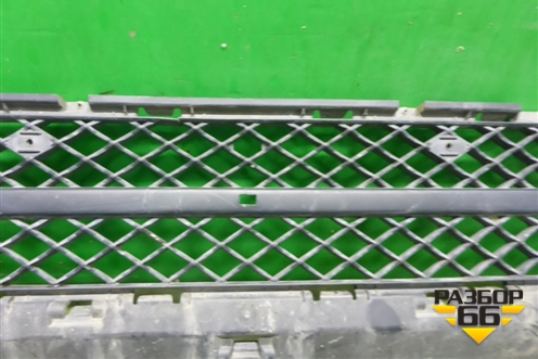 Решетка в передний бампер центральная (после 2018г AMG) (A4638855000) для Mercedes Benz G-Klass W463 с1989г (Гелендваген)