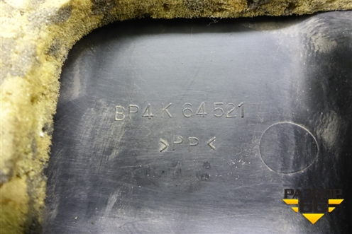Накладка на торпедо (левая нижняя) (BP4K64521) для Mazda Mazda 3 (BK) с 2003-2009г 