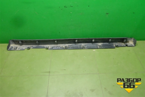 Накладка на порог наружная левая (76851ED500) для Nissan Tiida (C11X) с 2004-2013г (Тиида)