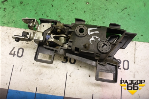 Ручка внутренняя двери задней правой для Honda Accord(CU-CW) с 2008-2013г (Аккорд)