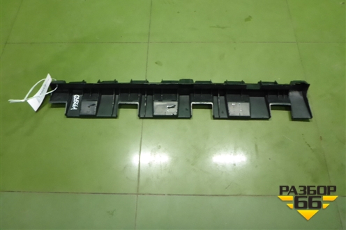 Кронштейн накладки (порога правый, новый, дубликат) для Nissan Terrano с 2014г (Терано)