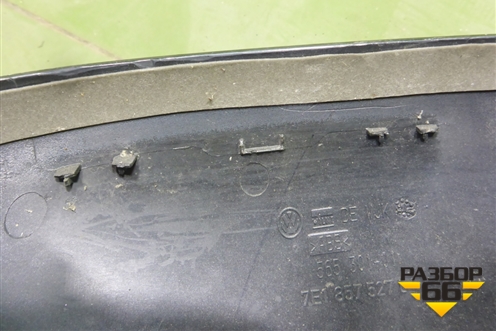 Накладка зеркала левого (7E1857527L) для Volkswagen Transporter T6 с 2015г (Транспортер Т6)