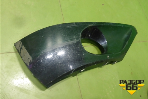 Накладка ПТФ правая (до 2015г) (7P6807490B) для Volkswagen Touareg с 2010-2018г (Туарег)